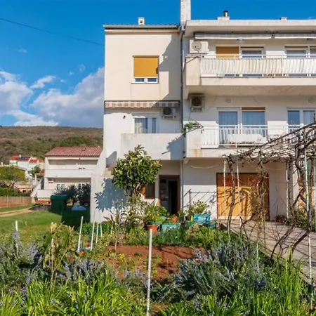 Apartment With Parking Space Punat, Krk - 26021 Punat